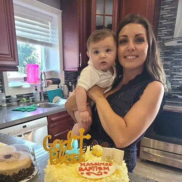 Meet your Posher, Shelly - Picture 1 of 1